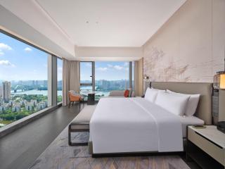 Hilton Huizhou - 8