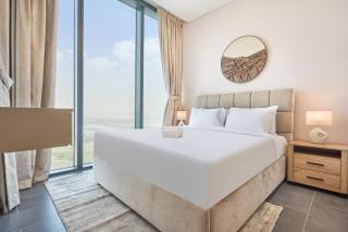 STAY BY LATINEM Luxury 1BR Plus Study Holiday Home CB 1808 Near Burj Khalifa - 2