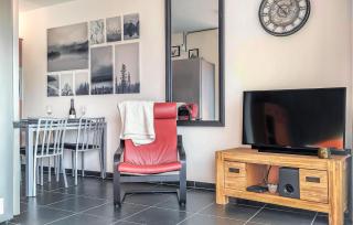 Amazing Apartment In De Haan With Wifi - 4