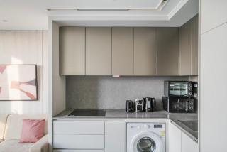 Blueground Hangangno 2i-ga city view nr Han River SEL-68 - 5