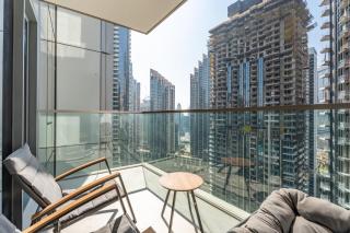 GuestReady - Burj Khalifa View l Infinity Pool - 9
