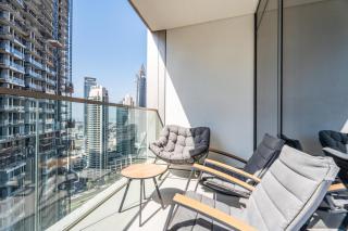 GuestReady - Burj Khalifa View l Infinity Pool - 7