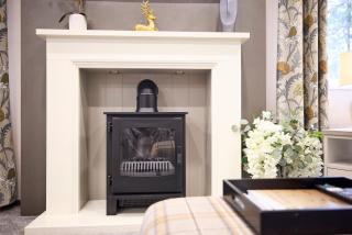 Sunbird Lodge with Hot Tub - 3