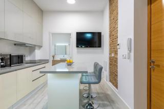 Charming and stylish in downtown Seville - 1