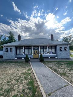 Lake House King Suite near NYC EWR MetLife 10 min! - 5