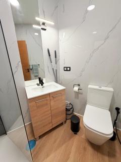 TABLERO 101, coqueto y moderno estudio - 6