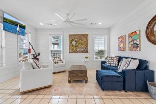 The Purple Pelican Coastal Charm Comfort - 9