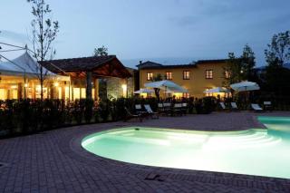 Sarzana-Charming Apartment Pool and BB - 9