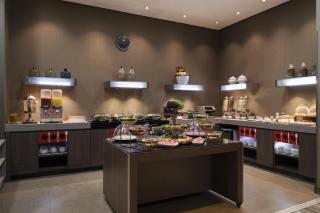 Hampton By Hilton Bogota Airport - 7