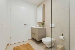 Luxury 2BR/2BTH Heart of downtown - Free Parking - 1