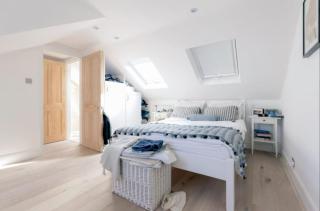 Beautiful large Edwardian House Balcony and Garden - 7