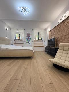 Gojdu Studio by the River - 2