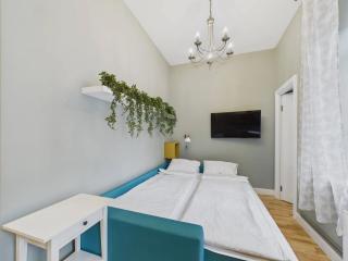 Affordable City Centre Studio next to JRT - 9