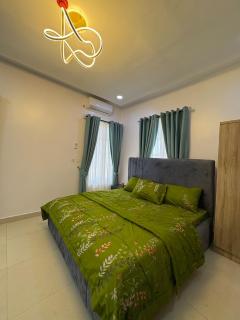 Robbin Michael - Apartment - 1