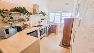 Bali Beach Flats, Muizenberg - 4