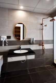 Trung Khanh Hotel - 4