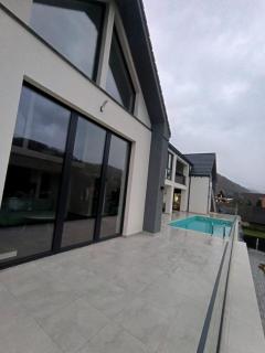 Emirage Pool & Spa - 0