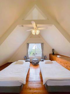 BlueQuest ONNAVILLAGE - 3