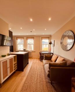 Cosy flat in the heart of West London - 0