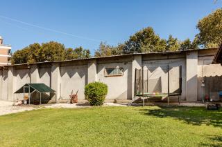 Peaceful Haven in Rome - 9