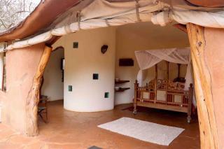 Private bush camp with pool cottages tents - 2332 - 6
