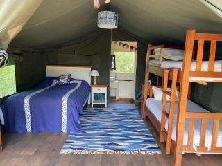 Private bush camp with pool cottages tents - 2332 - 5