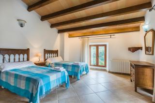 Cadell Gran by Vintage Travel - 4