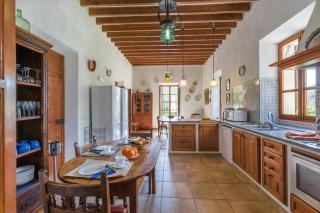 Cadell Gran by Vintage Travel - 3