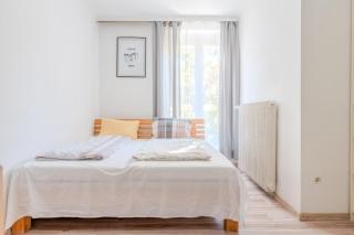 Central apartment by Train Station Krems - 2