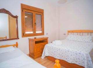 Chalet con Piscina Privada, Jardín y Gran Capacidad 8 personas - 5