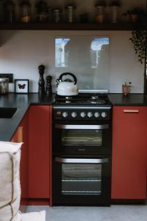 Unieke overnachting in Amerikaanse Schoolbus - 1