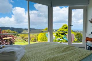 Southern Heights - 4