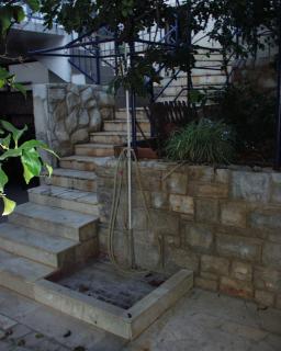 Apartments by the sea Stomorska, Solta - 784 - 2