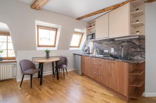 Old Town Gem - Rooftop Studio - By Innorental - 2