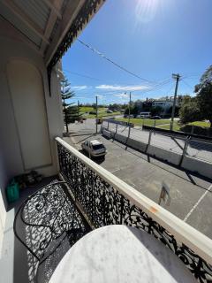 Terrace House near the beach - 7