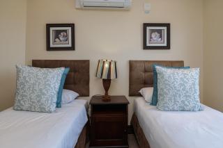 Ballito Manor View 406 - With Generator - 1