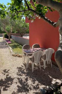 Apartments by the sea Povljana, Pag - 21144 - 1