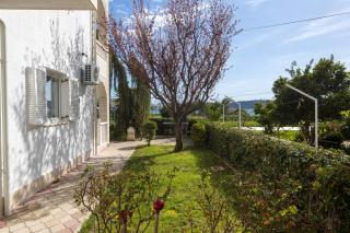 Apartments by the sea Seget Donji, Trogir - 23134 - 4