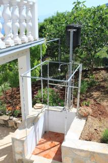 Apartments by the sea Cove Zarace - Gdinj, Hvar - 4597 - 1