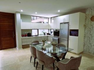 3 Sanctuary Villa, Zimbali - 1