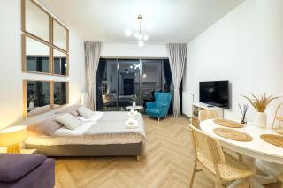 ANS Hanza Tower Apartament No 2112 - Swimming pool and saunas not opened from 12-28 November - 0