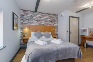 Twenty Hotel and Bar - 3