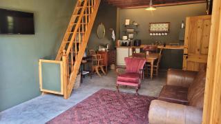 Stone Cottage With Sea Views - 5