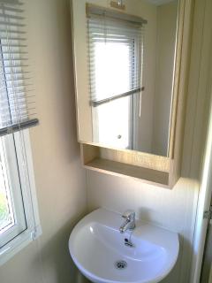 Kingfisher Ingoldmells Cypress 6 Berth Central Heated Close to site entrance - 5