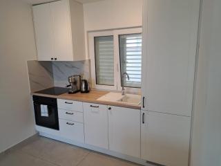 Seafront Suites Maja - Vis - 4