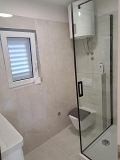 Seafront Suites Maja - 4