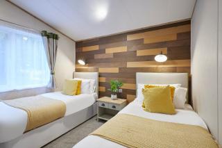 Barakah Lodge with Hot Tub - 3