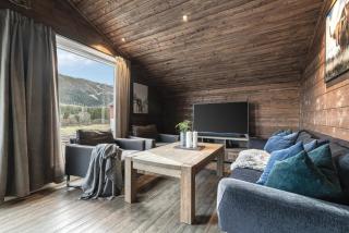 Unique 'Stabbur' in Hemsedal, view to skislopes - 8