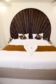 Hotel R.Raghavam - 1