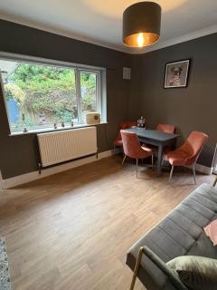 Relaxing 2BR Stay by the Sea - 4